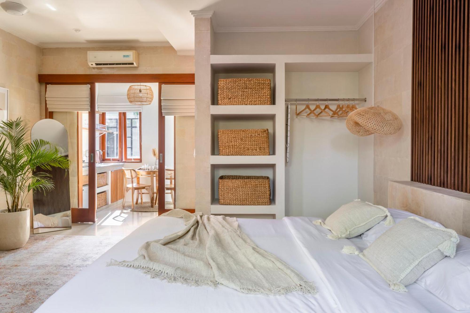 Designer Studio Emy Sanur Экстерьер фото