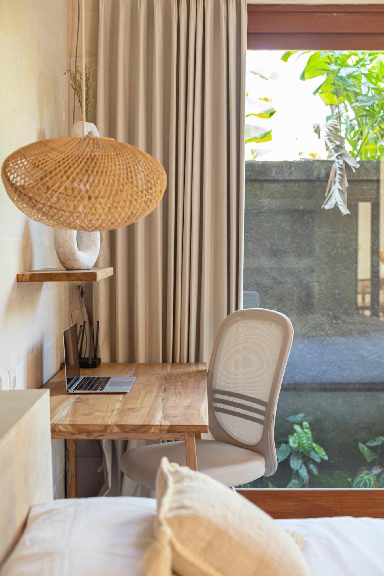 Designer Studio Emy Sanur Экстерьер фото